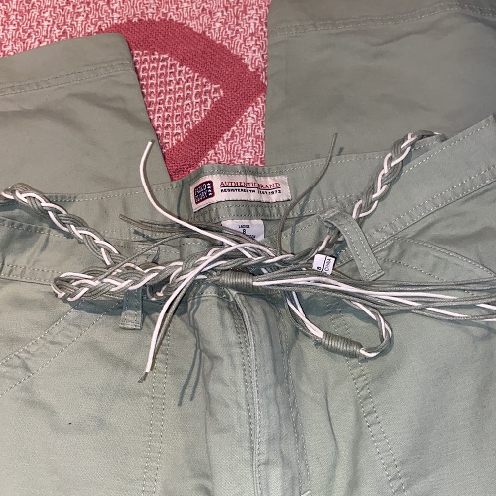 Nwt capris 8 - Picture 2 of 3